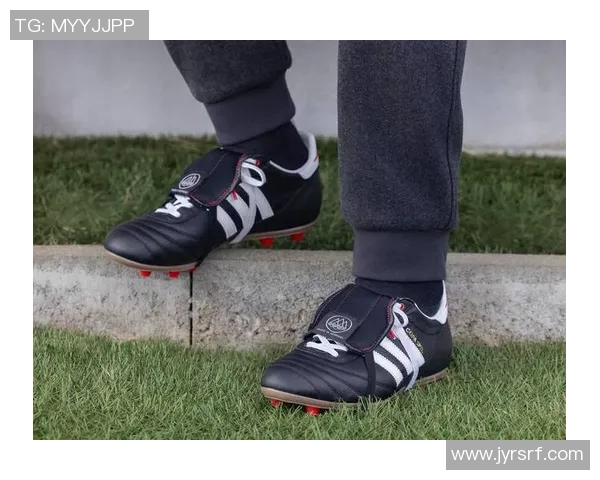 中国球星同款足球鞋发布 助力球迷体验顶级竞技性能