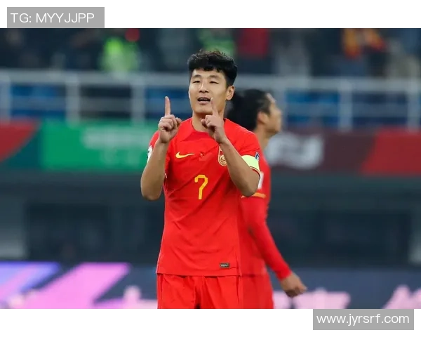 中国足球史上无人能超越的传奇人物是谁他如何定义了国足的未来