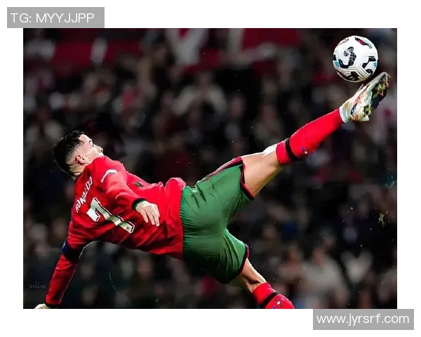 昔日球场英雄老去 那些足球传奇如何走向暮年