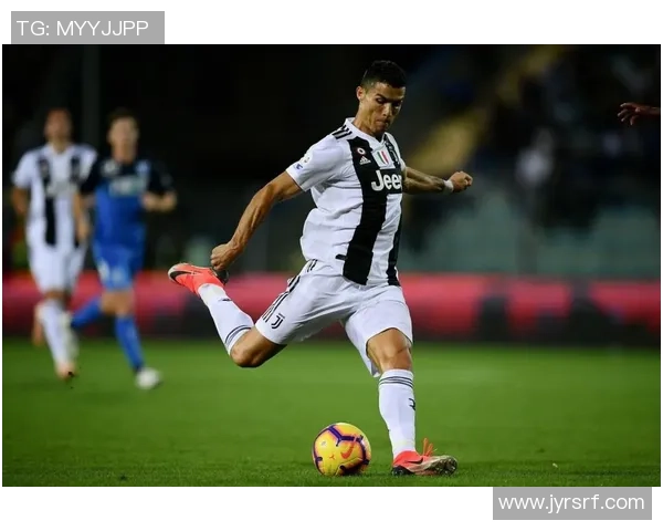 球星尬舞足球：从场上竞技到场下狂欢，明星球员展现另类魅力