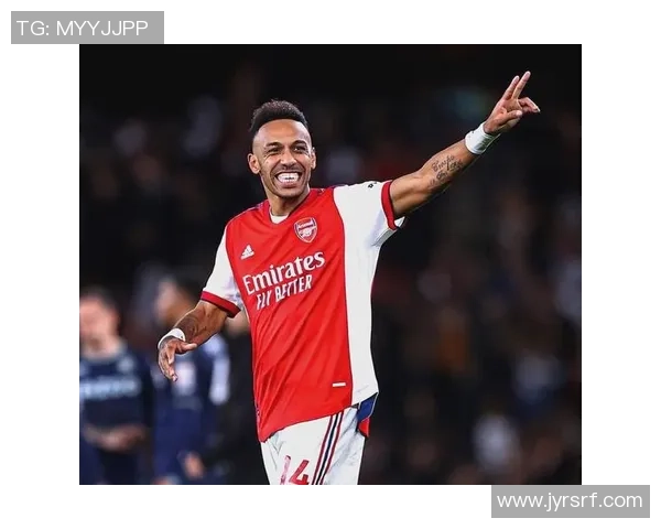 足球历史上最具影响力的十大黑人球星排名及其传奇表现 足球历史上最具影响力的十大黑人球星排名及其传奇表现